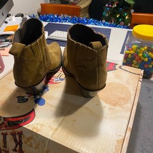 Size 7 old Gringo boots